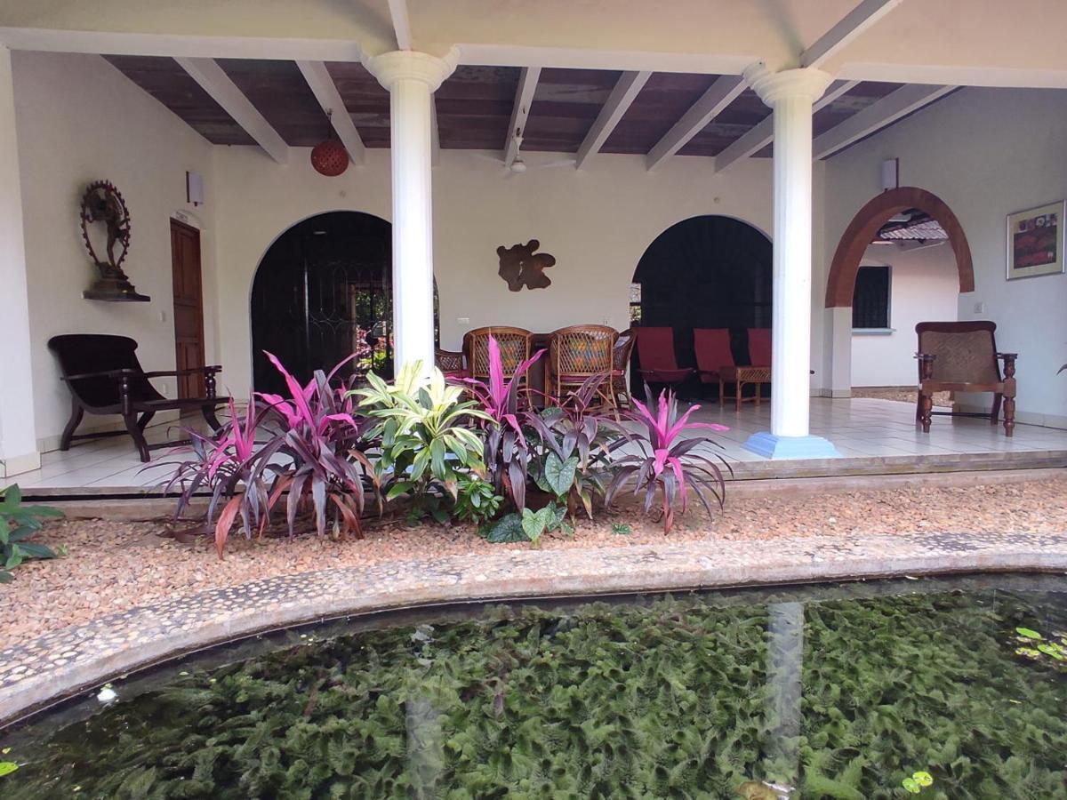 Gaia's Garden Guest House Auroville Buitenkant foto