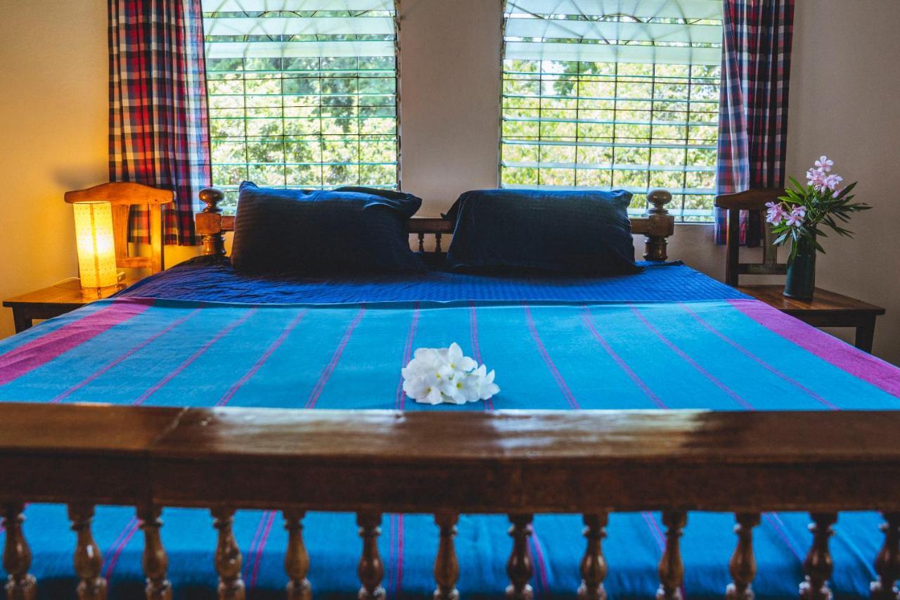 Gaia's Garden Guest House Auroville Buitenkant foto