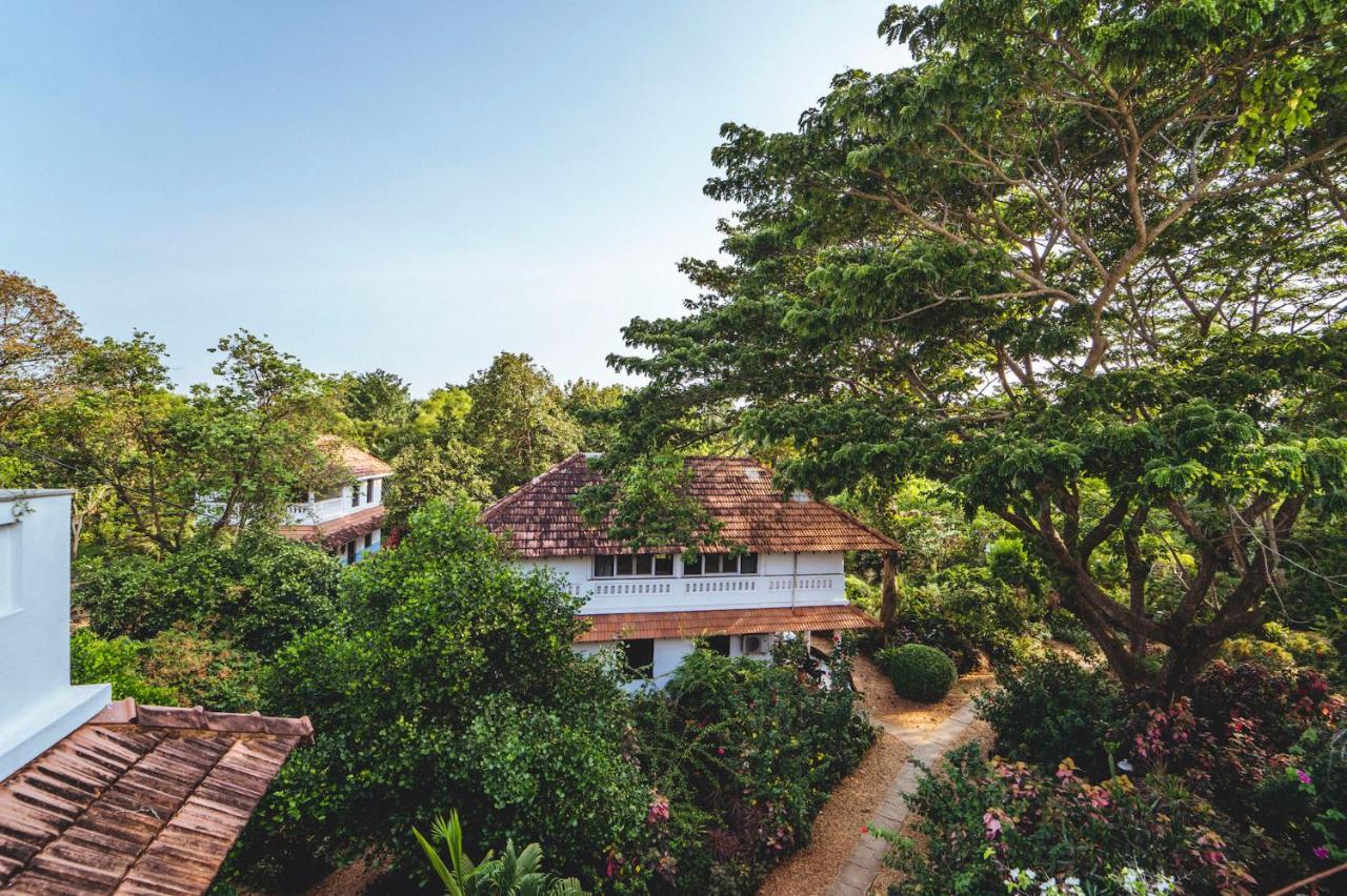 Gaia's Garden Guest House Auroville Buitenkant foto
