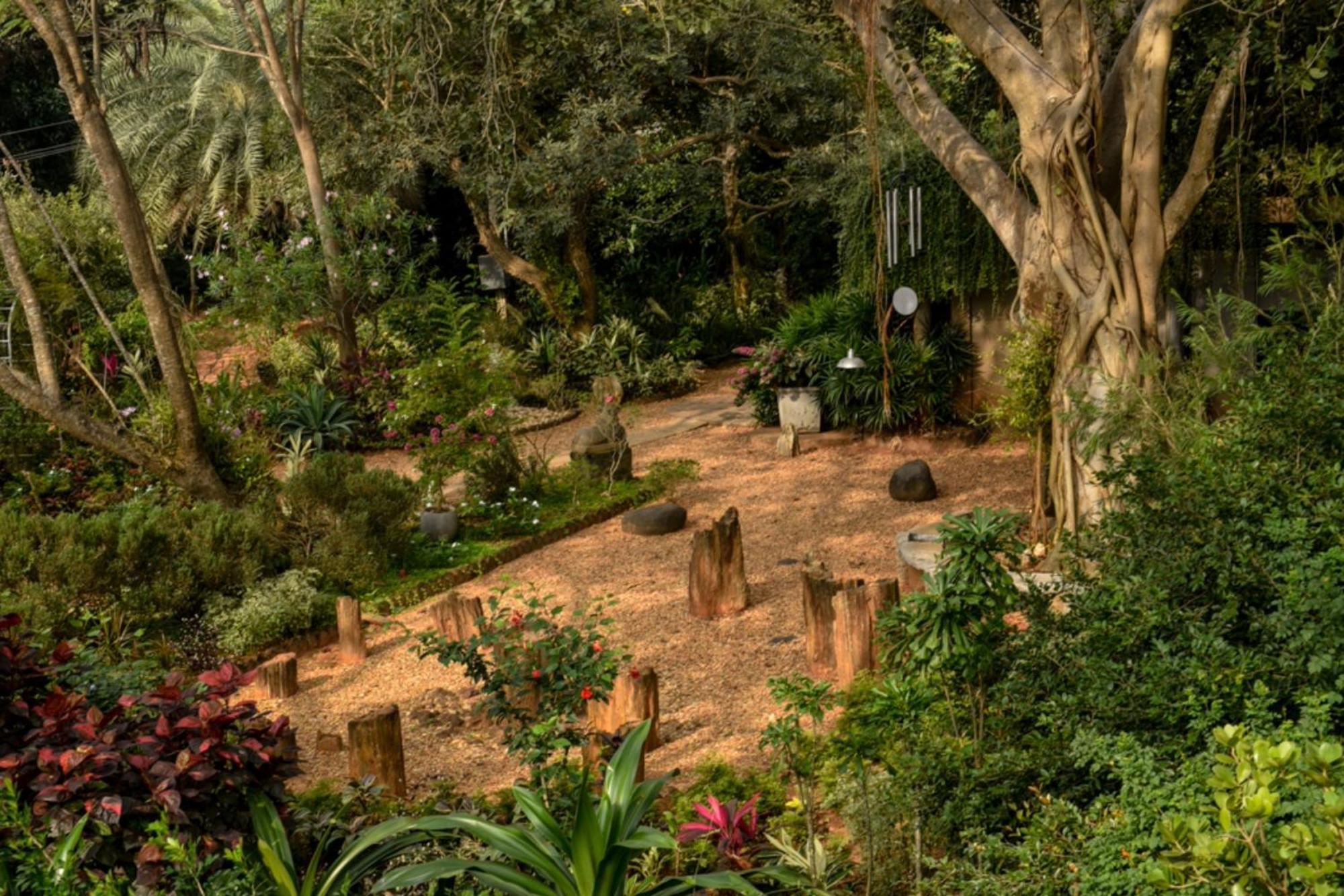 Gaia's Garden Guest House Auroville Buitenkant foto